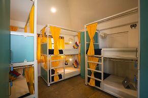 goSTOPS Lite Calangute