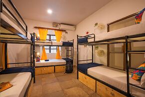 goSTOPS Lite Goa, Calangute