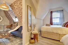 Loft on the Common- Near Southsea Beach