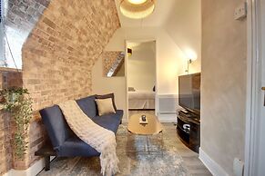 Loft on the Common- Near Southsea Beach