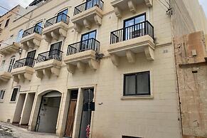 Exiles Bay - Camenzuli Apt 5