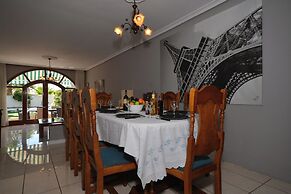 Villa Tricia 6 Bedroom Las Americas