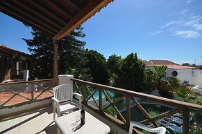 Villa Tricia 6 Bedroom Las Americas