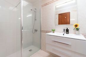 Villa Tricia 6 Bedroom Las Americas