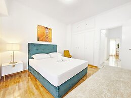 Athens Belvedere Palace