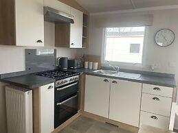 2 Bed-sleeps 6-patio-parking-pet Friendly