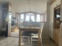 2 Bed-sleeps 6-patio-parking-pet Friendly