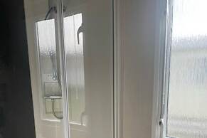 2 Bed-sleeps 6-patio-parking-pet Friendly