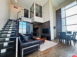 Seaview Maritime Suites by The Stay Hub