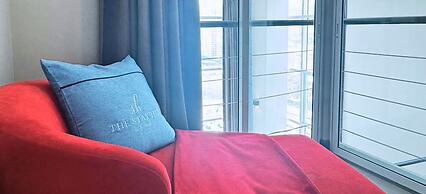 Seaview Maritime Suites by The Stay Hub