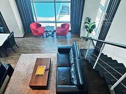 Seaview Maritime Suites by The Stay Hub