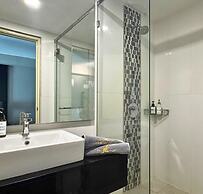 Seaview Maritime Suites by The Stay Hub