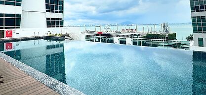 Seaview Maritime Suites by The Stay Hub