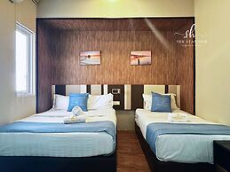 Seaview Maritime Suites by The Stay Hub