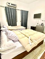Khufu 9 Pyramids View Hotel