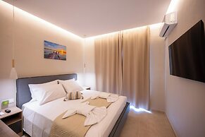 Blue Wave Suites - Ixia