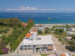 Blue Wave Suites - Ixia