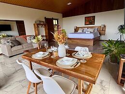 Delux Manvama Monteverde