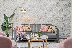 Historic Old City 1 Bedroom, 1 Bath