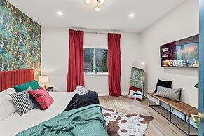 Stylish IBR IIBA Near Liberty Bell