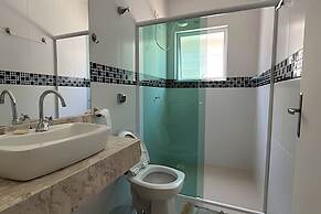 Casa com piscina em Boraceia