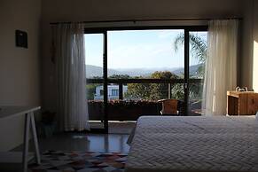 Hospedaria Noite Lunar - Praia do Rosa - SC