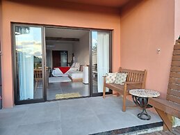 Hospedaria Noite Lunar - Praia do Rosa - SC