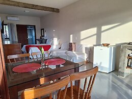 Hospedaria Noite Lunar - Praia do Rosa - SC