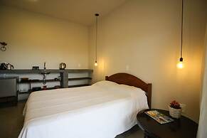 Hospedaria Noite Lunar - Praia do Rosa - SC