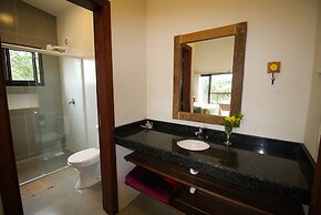 Hospedaria Noite Lunar - Praia do Rosa - SC