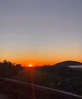 Hospedaria Noite Lunar - Praia do Rosa - SC