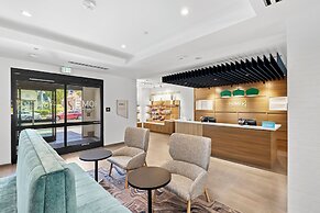 Home2 Suites By Hilton Riverside Downtown