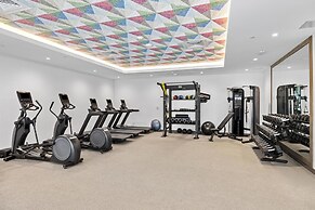Home2 Suites By Hilton Riverside Downtown