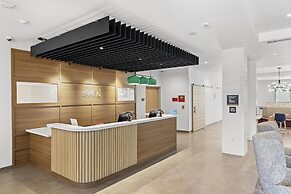 Home2 Suites By Hilton Riverside Downtown