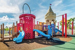 Family Fun Retreat Near Disney With Game Room & Themed Bedrooms