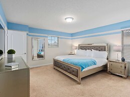 Family Fun Retreat Near Disney With Game Room & Themed Bedrooms