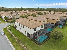 Family Fun Retreat Near Disney With Game Room & Themed Bedrooms