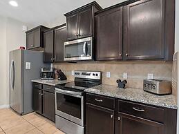 Family Fun Retreat Near Disney With Game Room & Themed Bedrooms