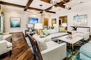 Family Fun Retreat Near Disney With Game Room & Themed Bedrooms