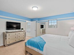 Family Fun Retreat Near Disney With Game Room & Themed Bedrooms
