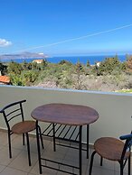 Jie s House in Countryside