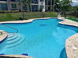 2 Bedroom Condo Pool and Beach Access