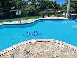 2 Bedroom Condo Pool and Beach Access