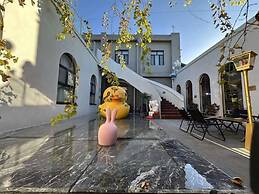 18HOW Qianmen Grape Courtyard Hotel