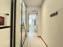 18HOW Qianmen Grape Courtyard Hotel