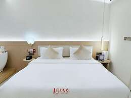 18HOW Qianmen Grape Courtyard Hotel