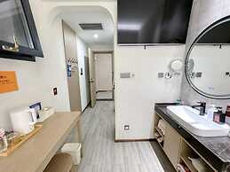 18HOW Qianmen Grape Courtyard Hotel