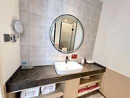 18HOW Qianmen Grape Courtyard Hotel