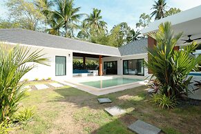Samui Paradise Pool Villa by Sea N' Rent