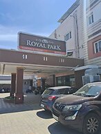 THE ROYAL PARK